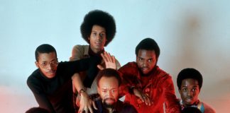 Earth, Wind & Fire – Fantasy | Το Τραγούδι της Ημέρας Earth, Wind & Fire