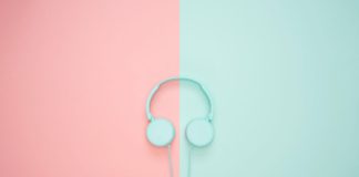 Έκθεση Μουσικού Τοπίου: Η Κυριαρχία του Streaming, Η Επιστροφή του Βινυλίου, και H Λάμψη των Γυναικείων Καλλιτεχνών