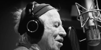 Ο Keith Richards διασκευάζει το “I’m Waiting for the Man” του Lou Reed Ο Keith Richards διασκευάζει το "I'm Waiting for the Man" του Lou Reed