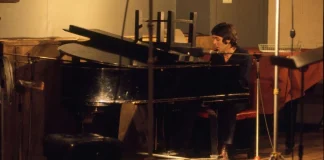 Ο Paul McCartney θα κυκλοφορήσει για πρώτη φορά το «One Hand Clapping», το live άλμπουμ με τους Wings