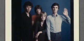 Οι Talking Heads Ανακοινώνουν Επανέκδοση του Talking Heads: 77 με Ζωντανό Άλμπουμ και Σπάνιες Ηχογραφήσεις Οι Talking Heads Ανακοινώνουν Επανέκδοση του Talking Heads: 77 με Ζωντανό Άλμπουμ και Σπάνιες Ηχογραφήσεις